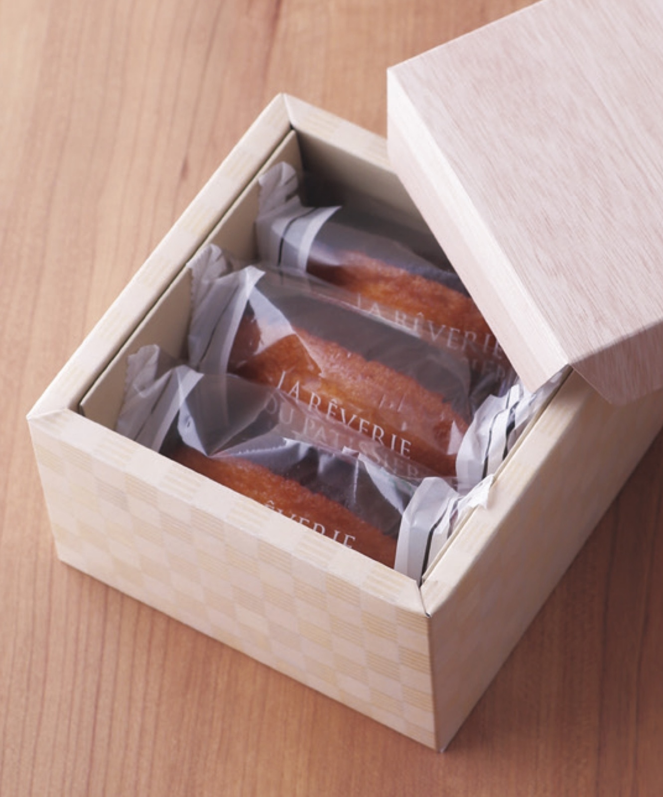 【在庫限り】クレエ スクエアBOX 　S クリーム  200箱（平納品）